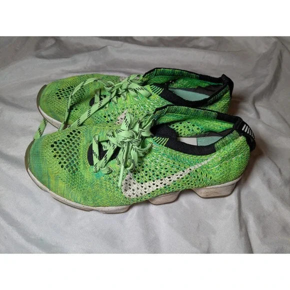 Vintage 2015 Nike Women's Multicolor Flyknit Zoom Agility Shoes Size 6 - Picture 4 of 7